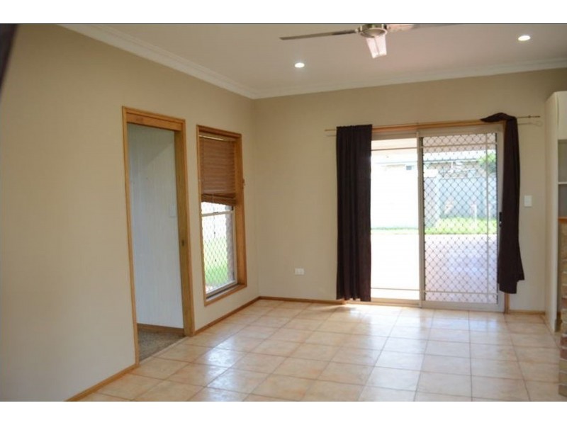 109 Hursley Road, Glenvale QLD 4350