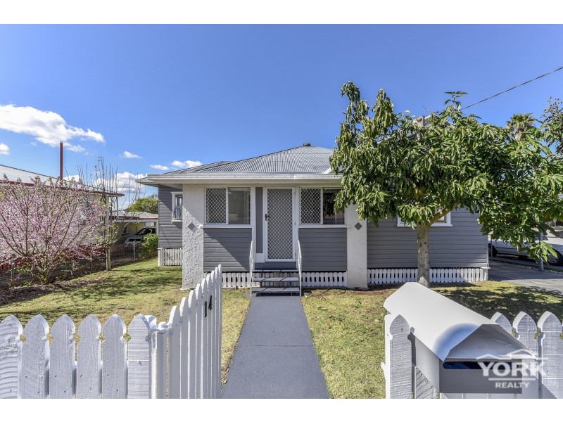 14 Beelbee Street, Harristown QLD 4350