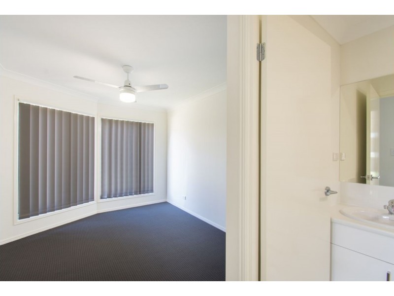 19 Carlin Street, Glenvale QLD 4350