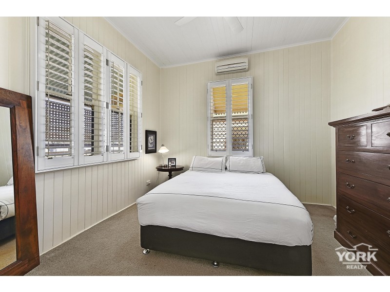 9 Grenier Street, North Toowoomba QLD 4350