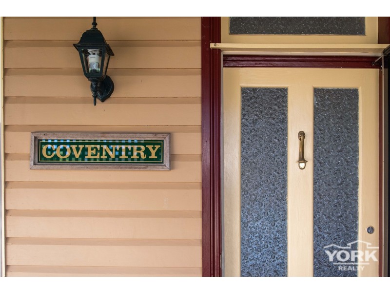 9 Grenier Street, North Toowoomba QLD 4350