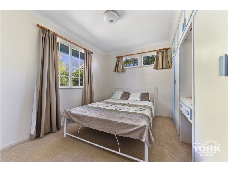 Centenary Heights QLD 4350