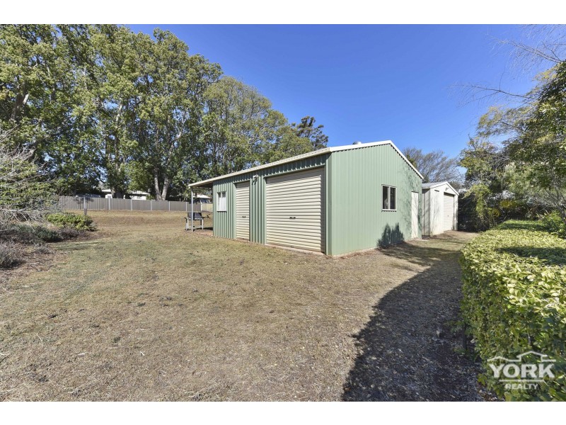 Centenary Heights QLD 4350