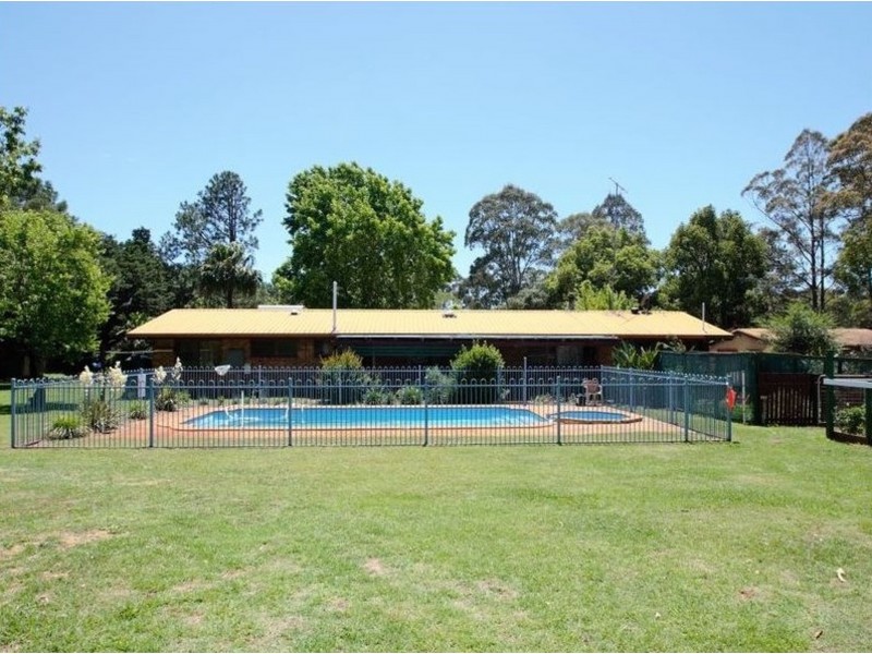 45 Highfields Road, Highfields QLD 4352