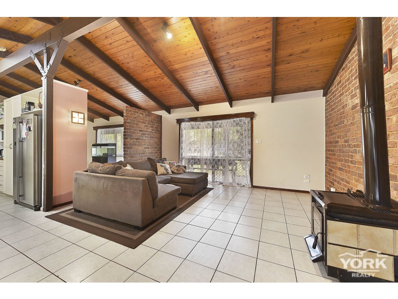 45 Highfields Road, Highfields QLD 4352