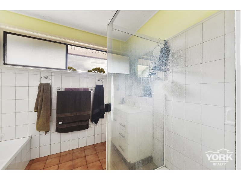 45 Highfields Road, Highfields QLD 4352