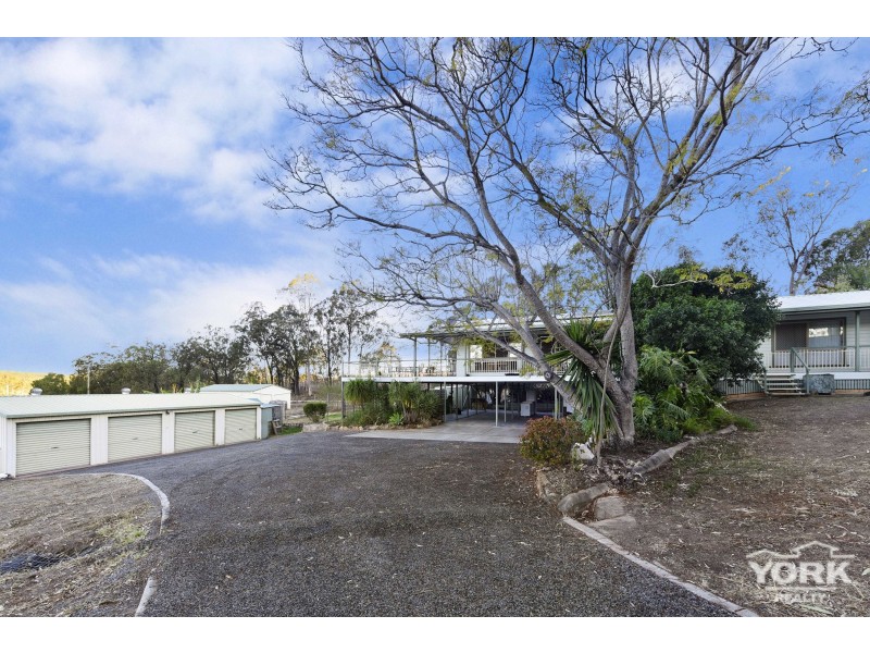 702 Murphys Creek Road, Upper Lockyer QLD 4352