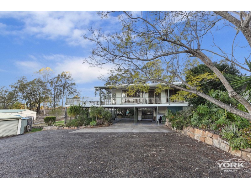 702 Murphys Creek Road, Upper Lockyer QLD 4352