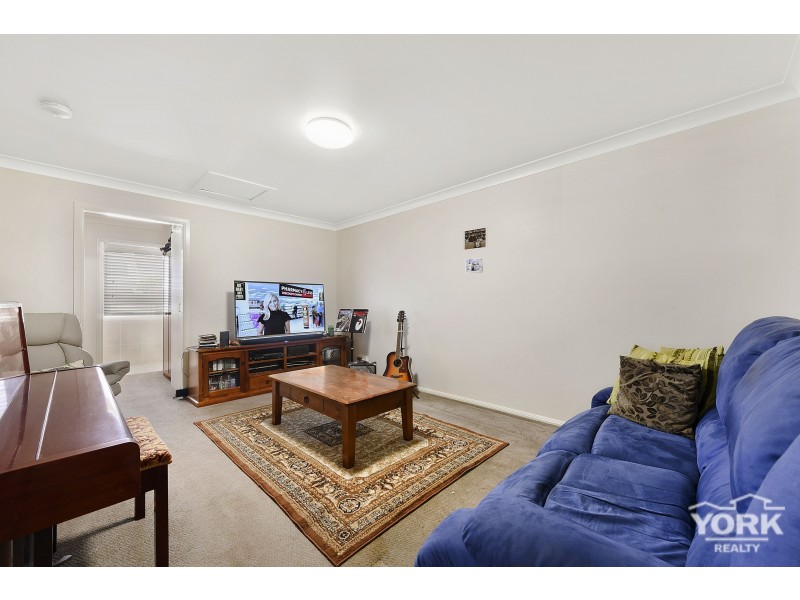 30 Dunmore Street, East Toowoomba QLD 4350