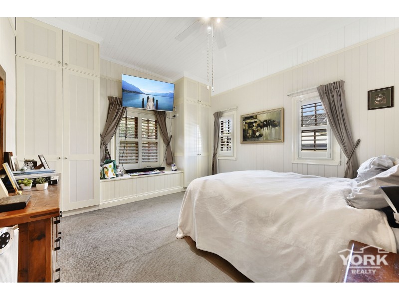 30 Dunmore Street, East Toowoomba QLD 4350