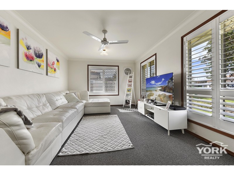 7 Elvery Court, Middle Ridge QLD 4350