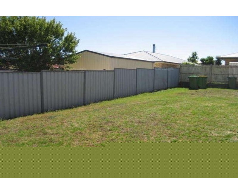 17 Gouldson Drive, Kearneys Spring QLD 4350