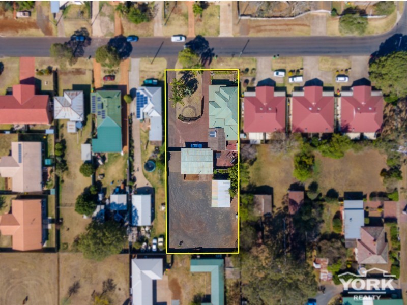 47 Payne Street, Wilsonton QLD 4350