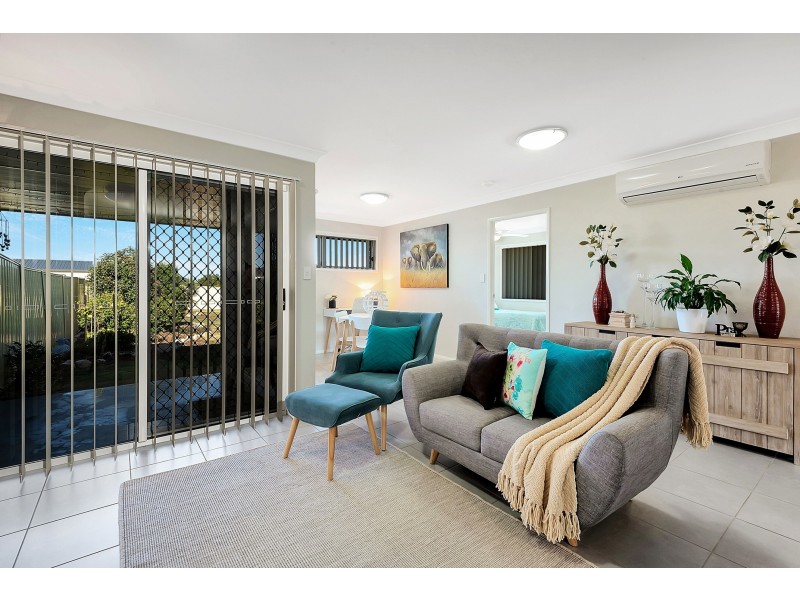 2/40 Shoesmith Road, Westbrook QLD 4350