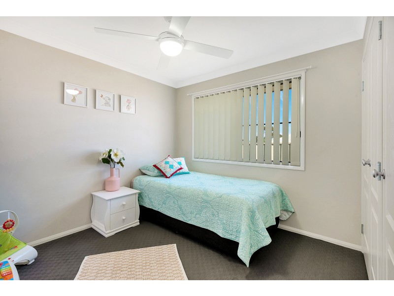 2/40 Shoesmith Road, Westbrook QLD 4350