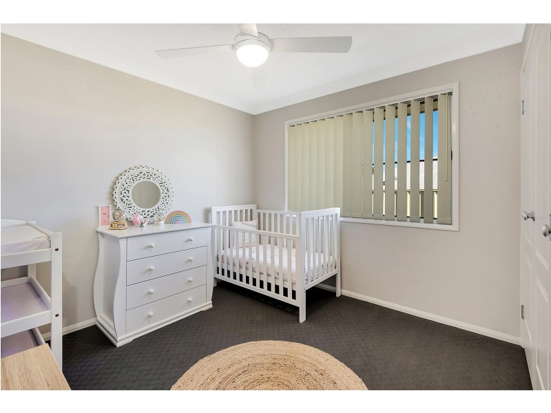 2/40 Shoesmith Road, Westbrook QLD 4350