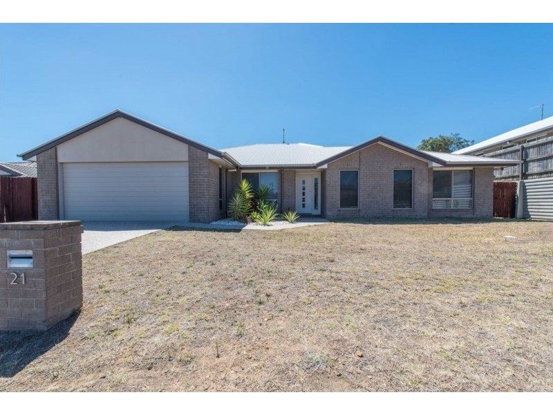 21 Cooranga Street, Glenvale QLD 4350
