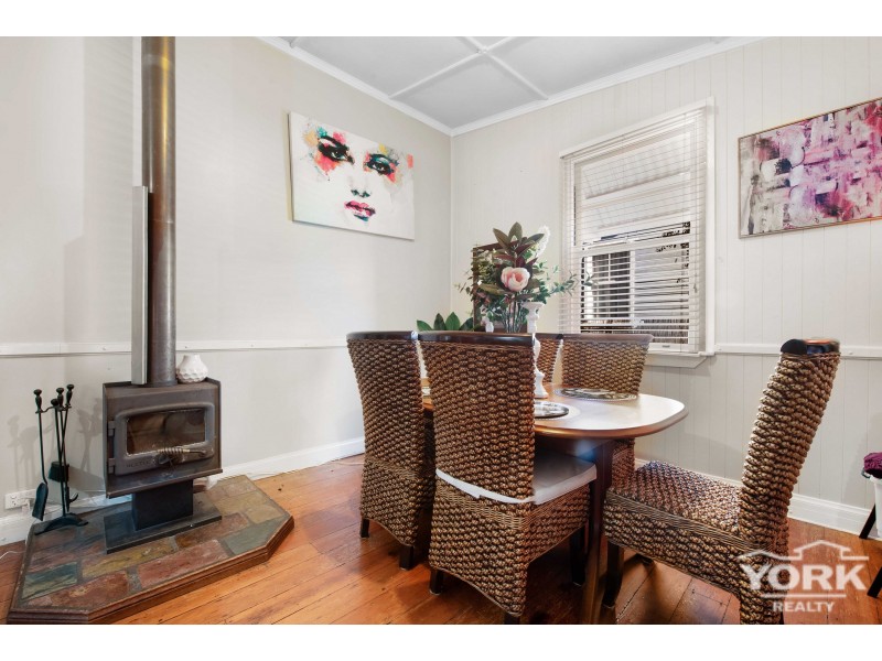 7 Ranfurly Street, Newtown QLD 4350