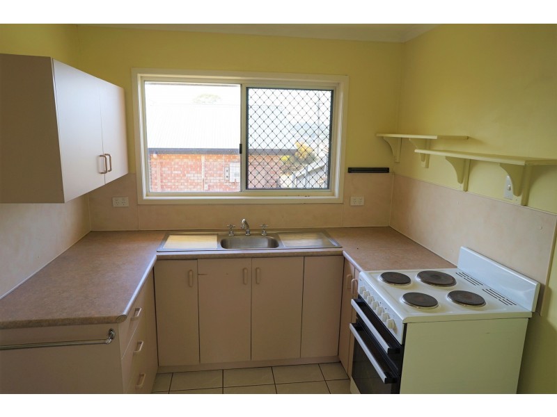 10 Featherstone Court, Rockville QLD 4350