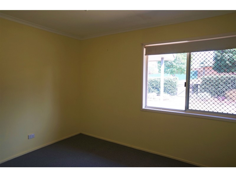 10 Featherstone Court, Rockville QLD 4350