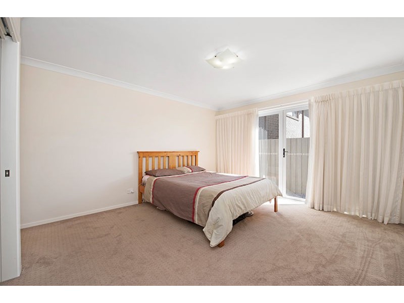 2/14 Ethan Street, Middle Ridge QLD 4350