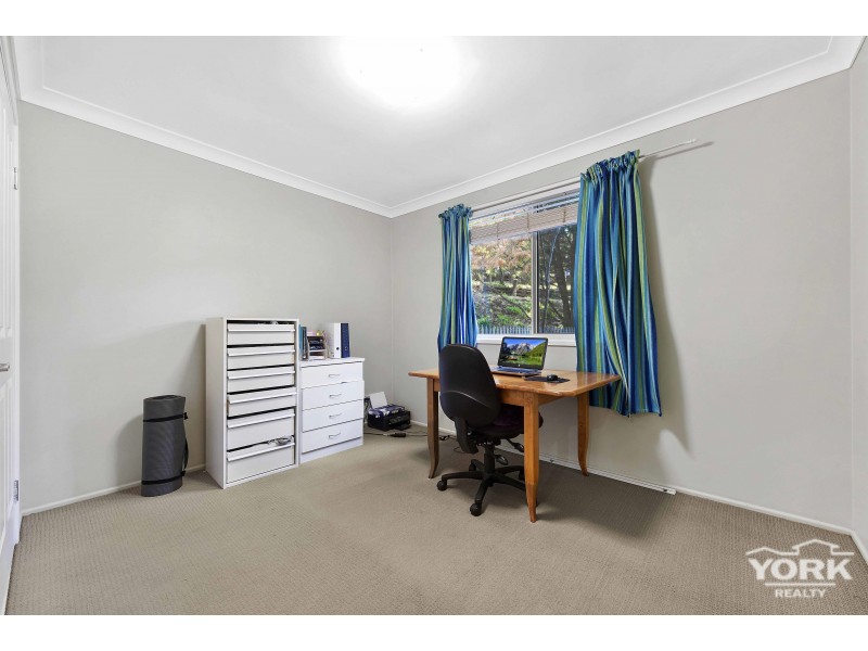 14 Gilmour Court, Harlaxton QLD 4350