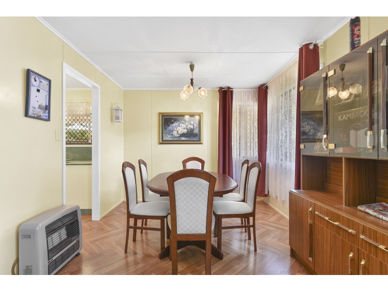 33 Walsh Street, Harlaxton QLD 4350
