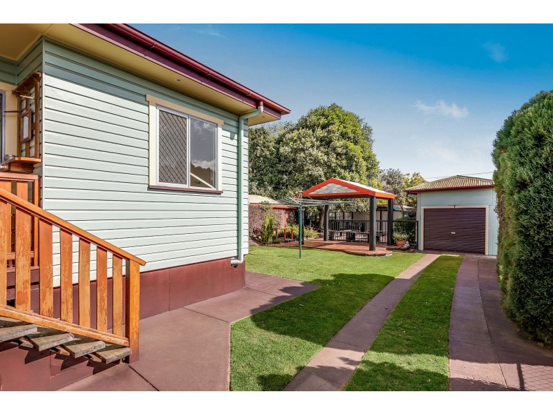 23 Monash Street, Newtown QLD 4350