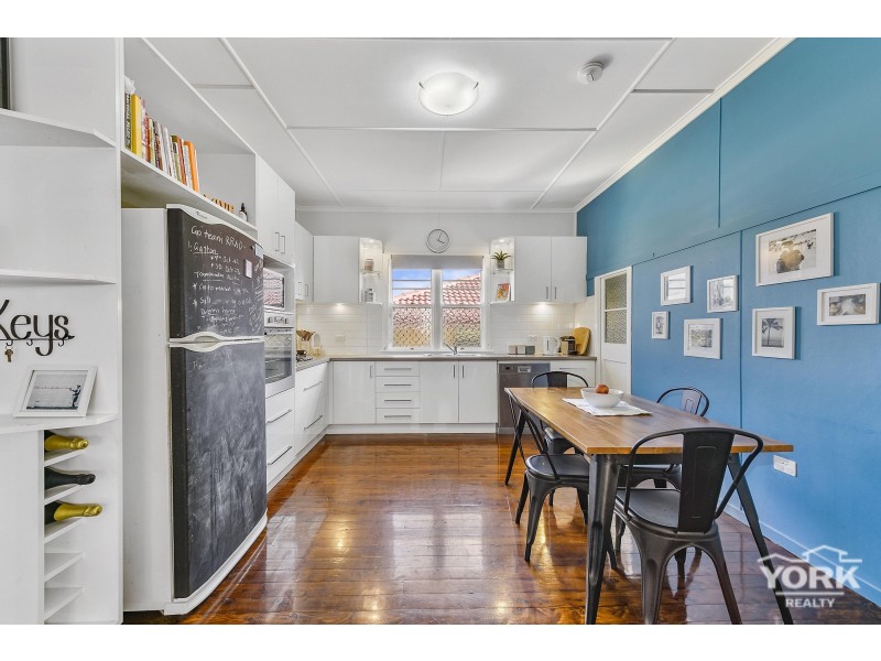 5 Wolseley Street, North Toowoomba QLD 4350