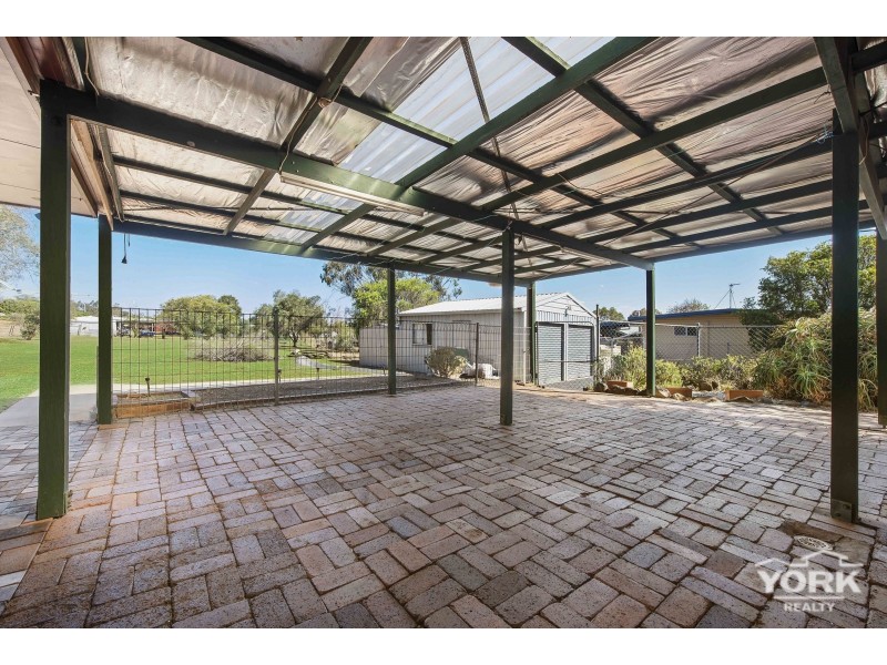 36 Talisker Street, Kingsthorpe QLD 4400