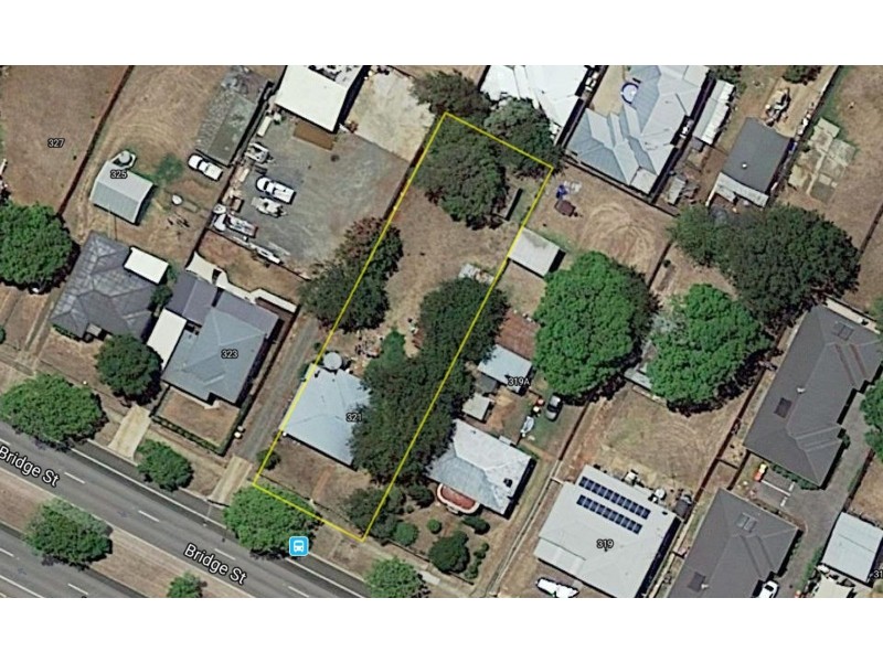 321 Bridge Street, Newtown QLD 4350