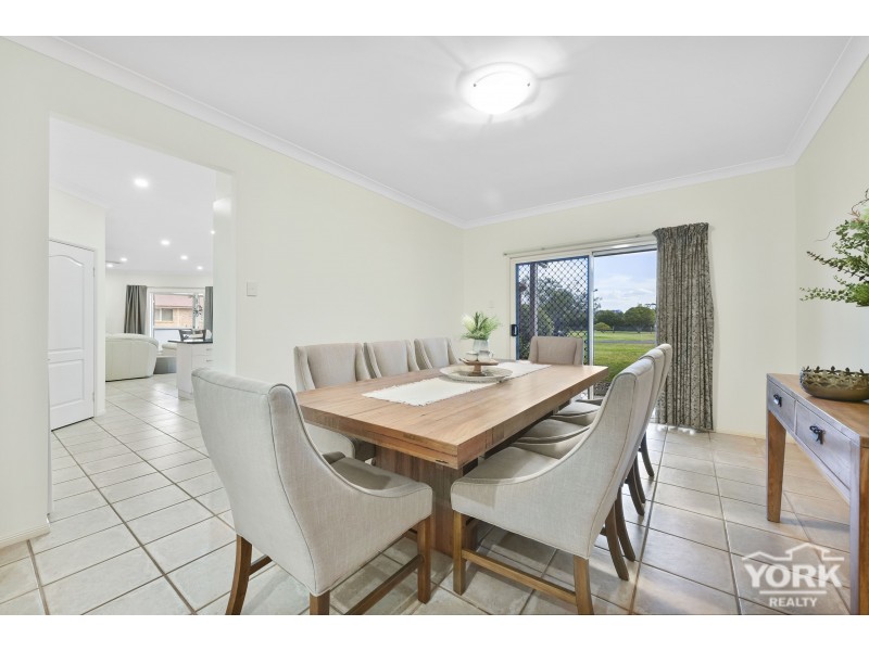 27 Cawdor Road, Highfields QLD 4352