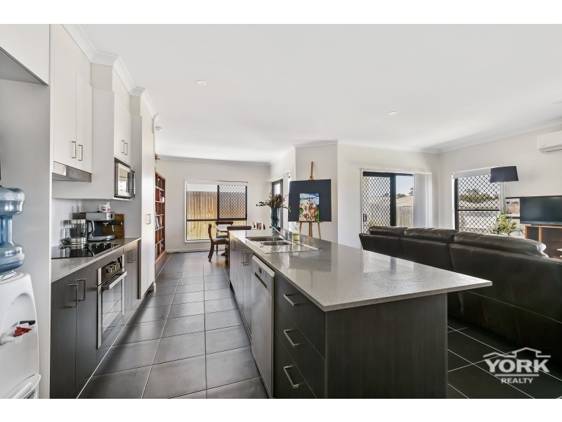 Glenvale QLD 4350