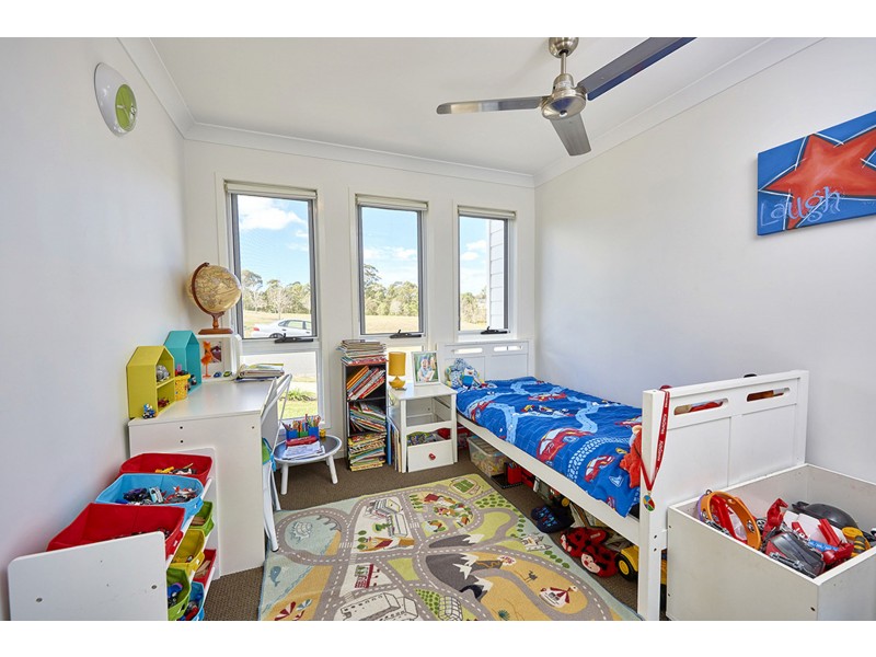27 Cinnamon Drive, Glenvale QLD 4350
