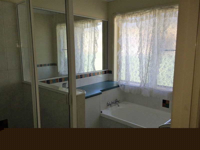 6 Cass Court, Oakey QLD 4401