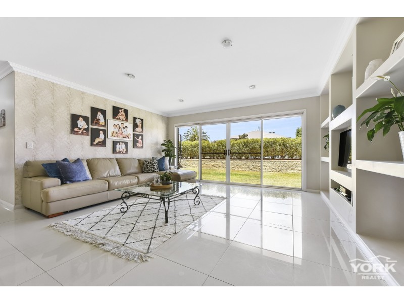 33 Trevean Drive, Kleinton QLD 4352