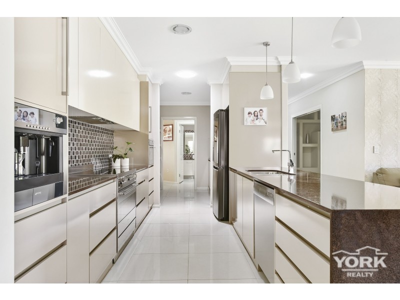 33 Trevean Drive, Kleinton QLD 4352