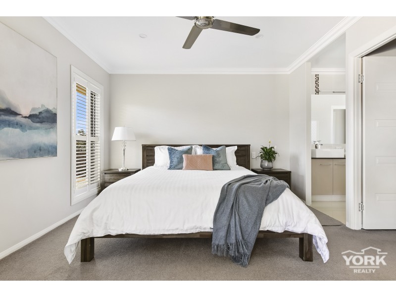33 Trevean Drive, Kleinton QLD 4352