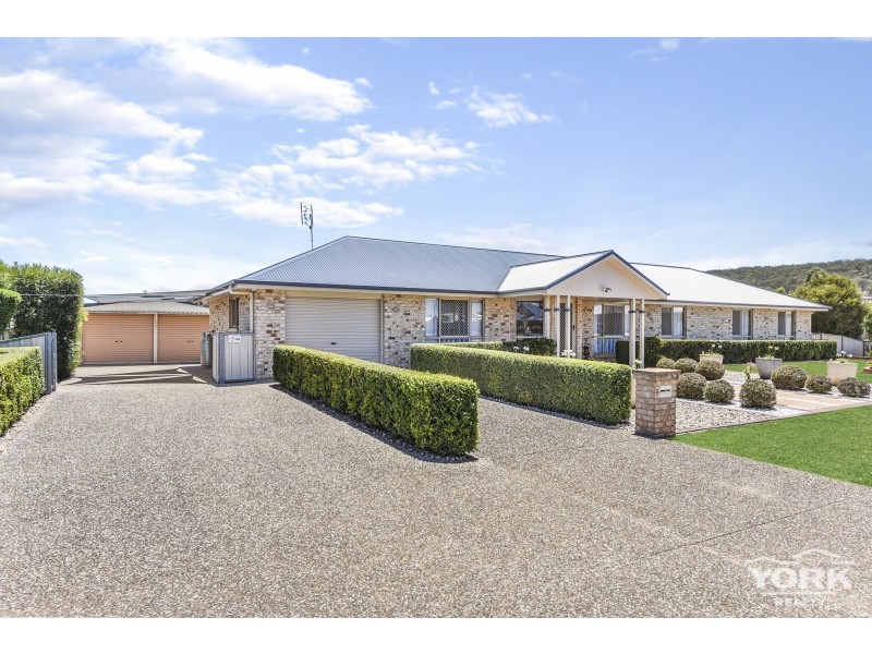 1 Michael Street, Westbrook QLD 4350