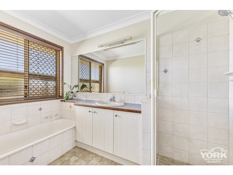 1 Michael Street, Westbrook QLD 4350