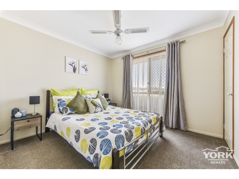 1 Michael Street, Westbrook QLD 4350