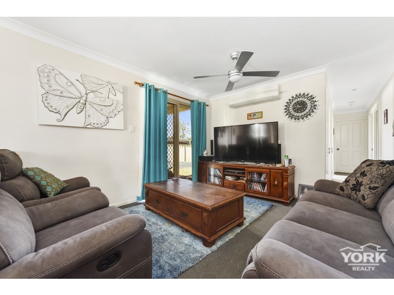 271 New England Highway, Harlaxton QLD 4350