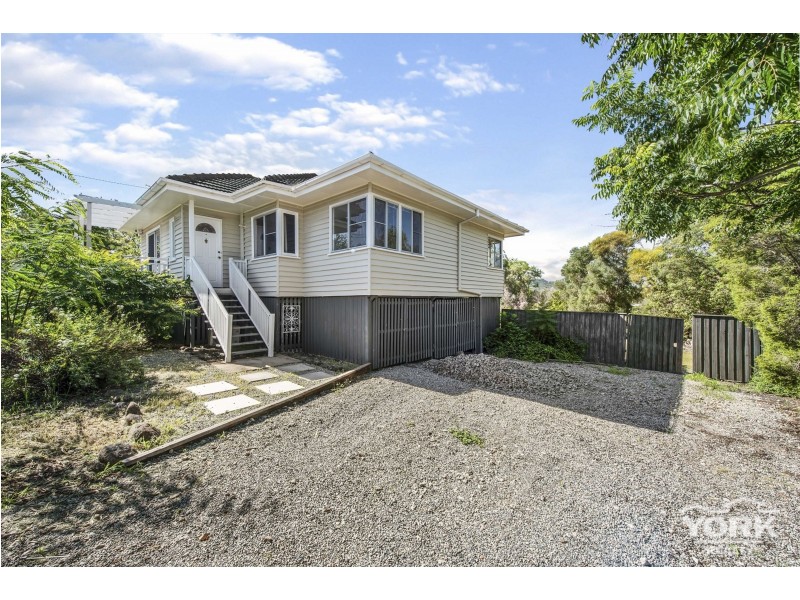 13 Catherine Crescent, Kingsthorpe QLD 4400