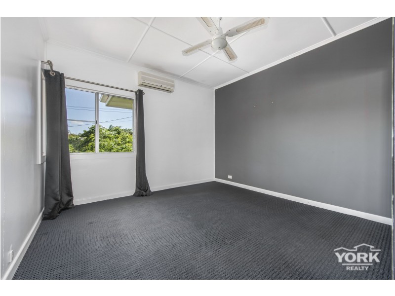 13 Catherine Crescent, Kingsthorpe QLD 4400