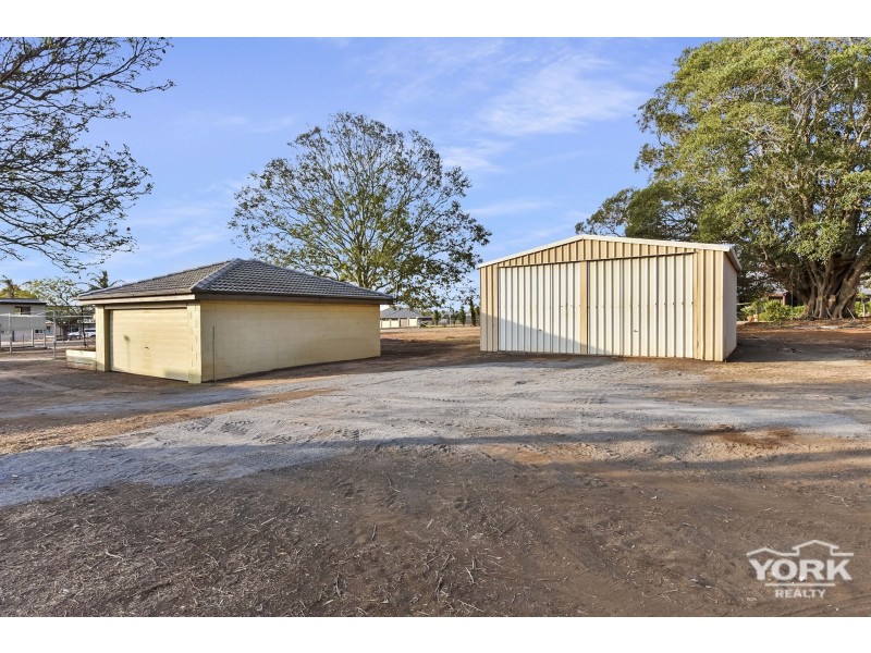 19 Cary Road, Glenvale QLD 4350