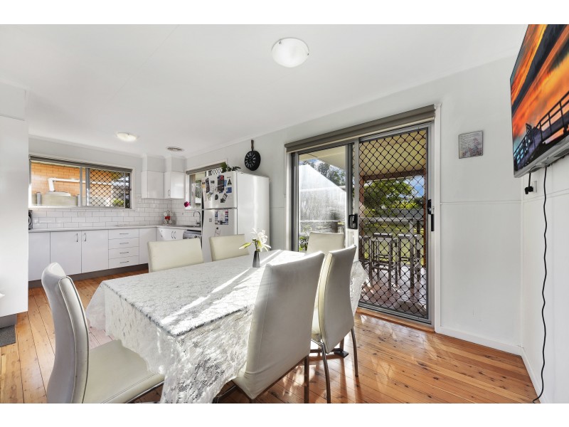 1 Jean Street, Harristown QLD 4350