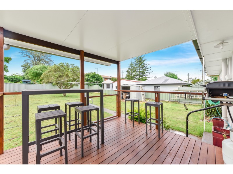 1 Jean Street, Harristown QLD 4350