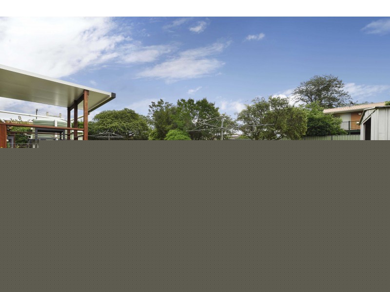 1 Jean Street, Harristown QLD 4350