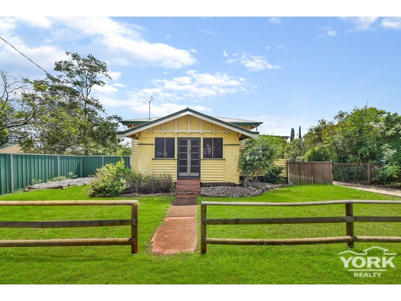 11 Cohoe Street, East Toowoomba QLD 4350