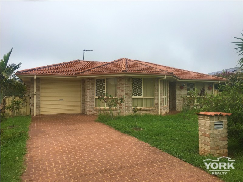 16 Willowburn Drive, Rockville QLD 4350